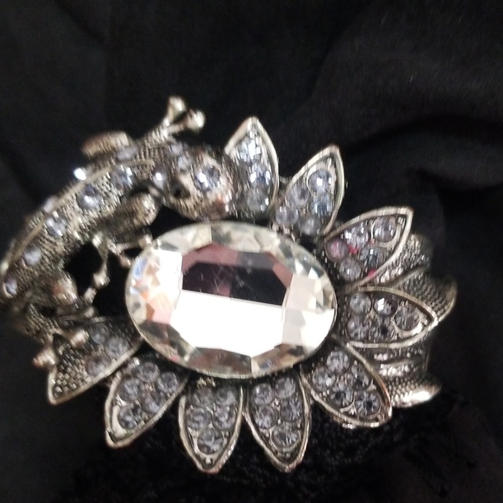 Bracelet - Picture 3 of 3